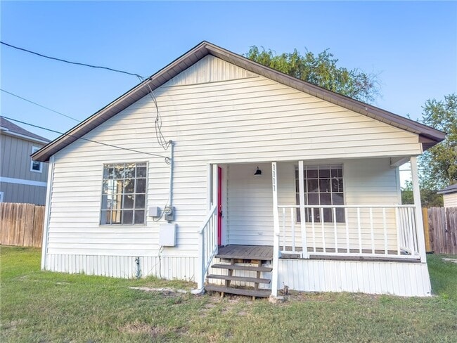 Building Photo - 1111 Georgia St