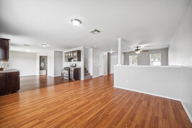 Building Photo - 2218 Heath Ridge Ln