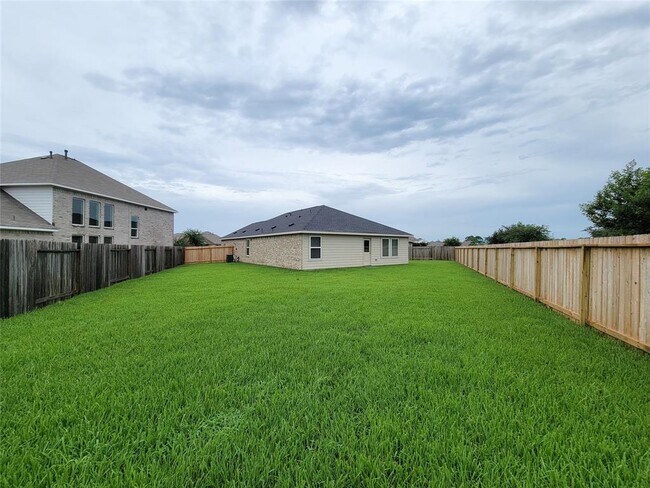 Building Photo - 6 Riverwood Circle Ct