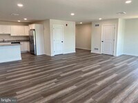 Building Photo - 3874 Ridge Pike