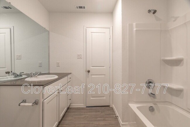 Building Photo - 14018 Piglet Trl