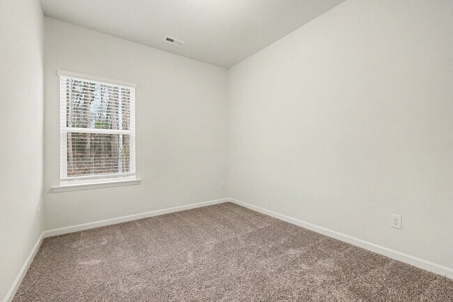 Building Photo - 5616 Ringneck Road