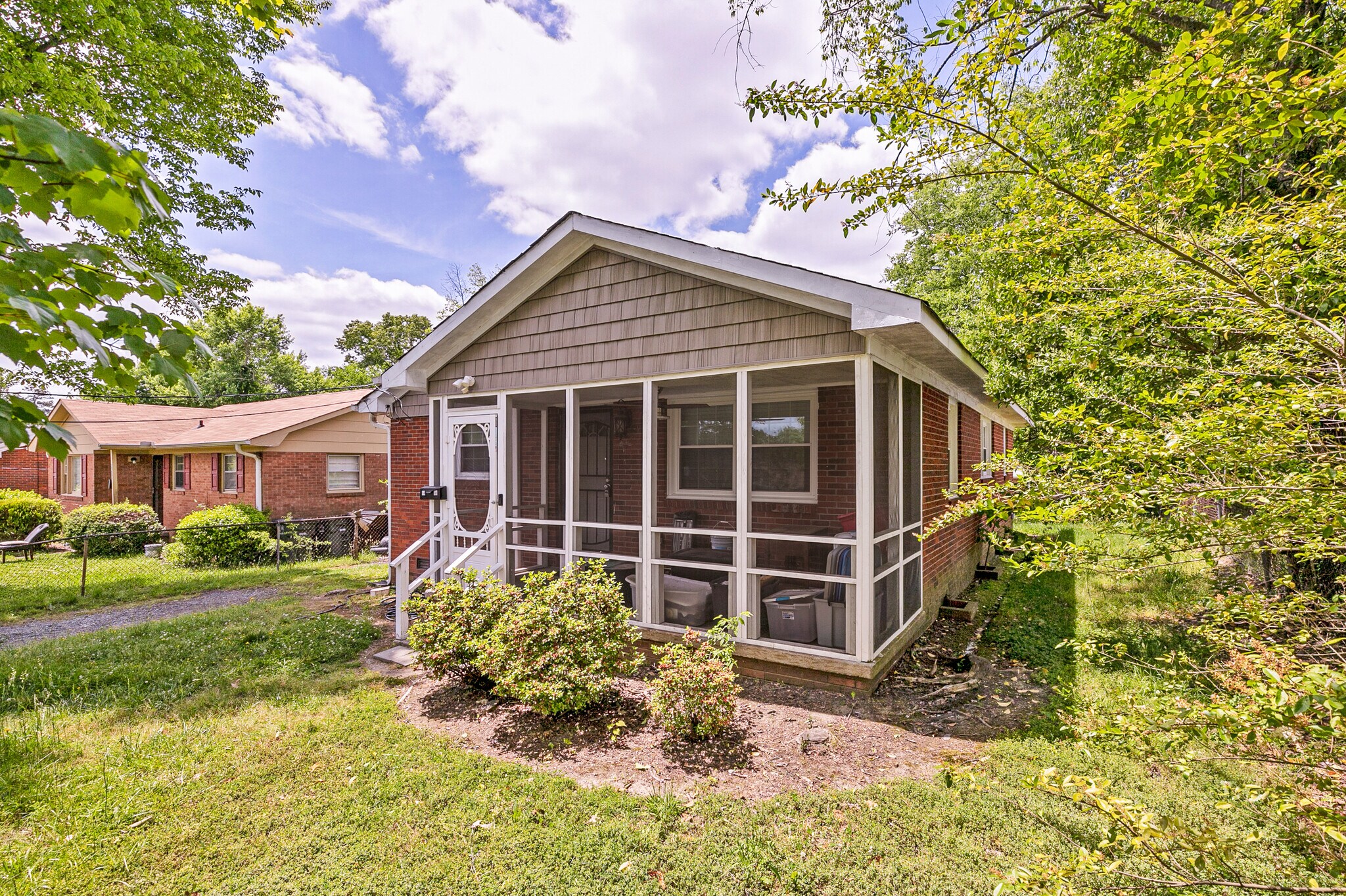 Building Photo - 1408 Ardmore Dr