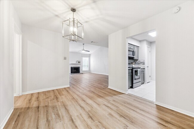 Building Photo - 1201 Bering Dr
