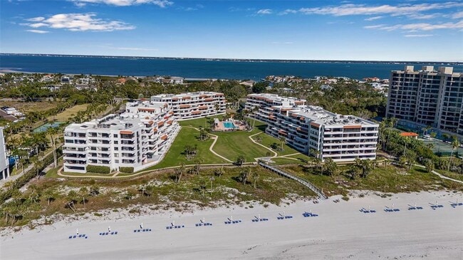 Building Photo - 1485 Gulf of Mexico Dr