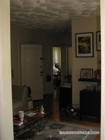 Building Photo - 249 Chestnut Hill Ave