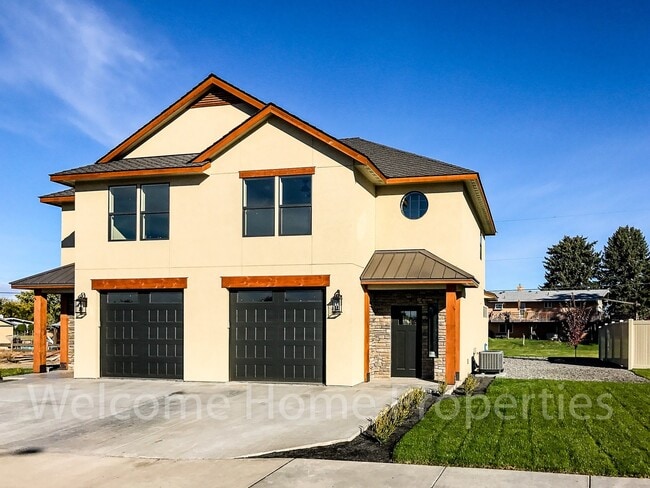 Building Photo - 72 NE Hadley Way