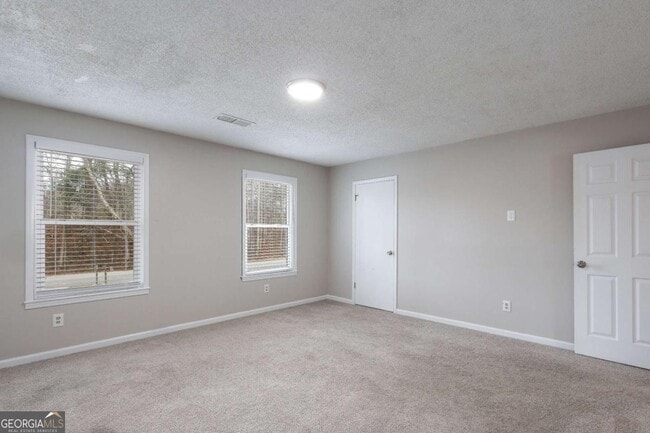 Building Photo - 131 Valleywood Rd