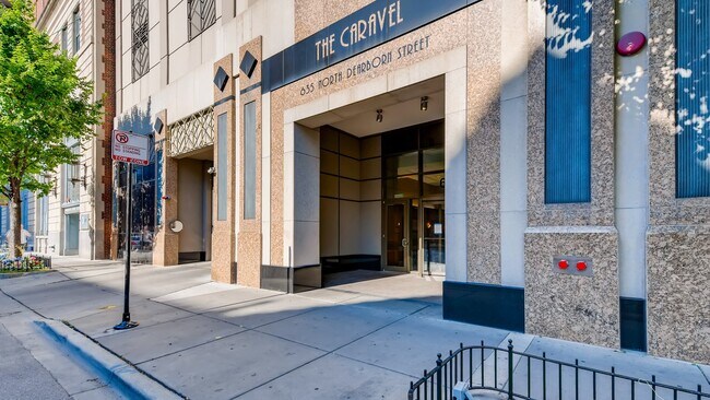 Building Photo - 635 N Dearborn St