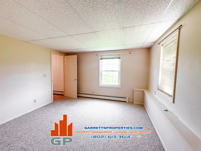 Building Photo - 243 Eastview Cir