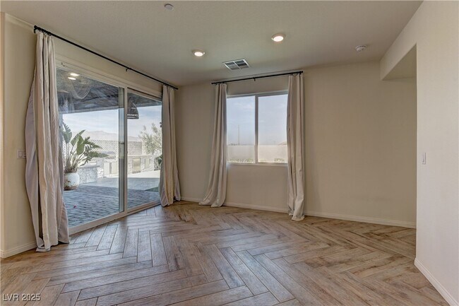 Building Photo - 6390 Montrose Park Ct