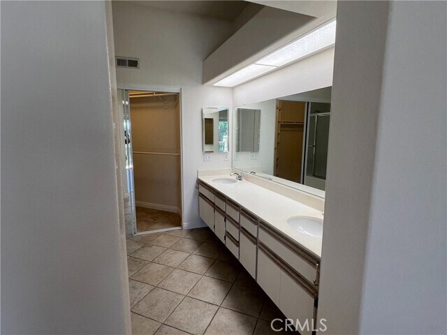 Building Photo - 7891 E Horizon View Dr