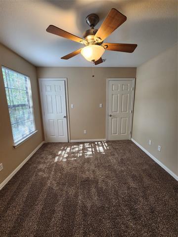 Building Photo - 704 S Dewey Ave