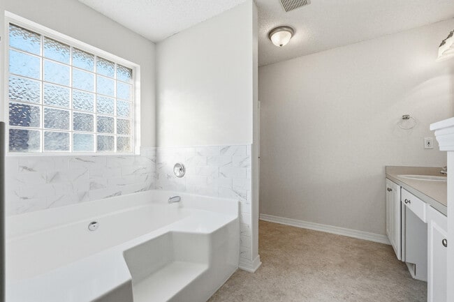 Building Photo - 4227 Shadow Ln