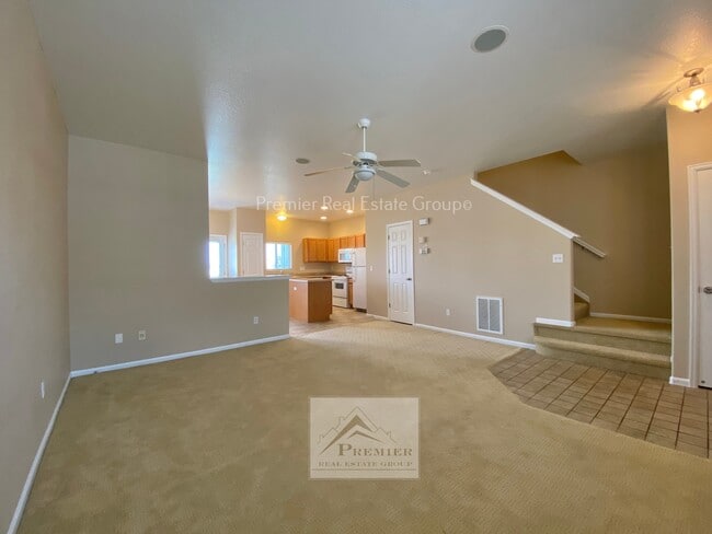 Building Photo - 7668 Sandy Springs Point