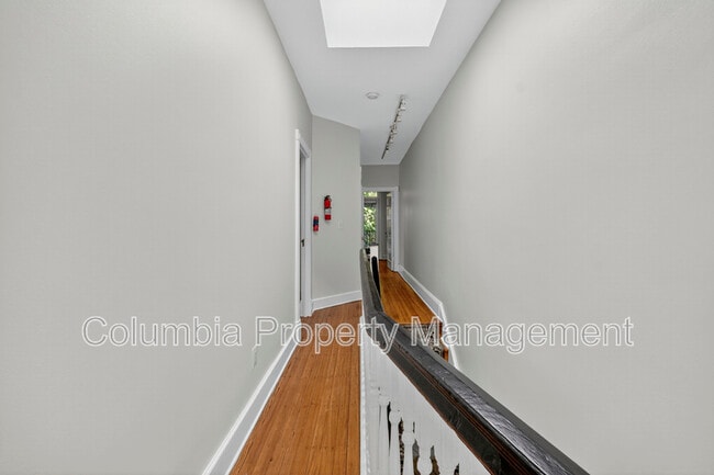 Building Photo - 1427 Monroe St NW