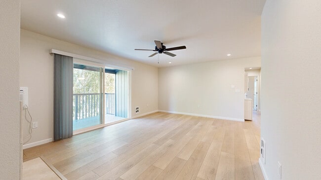 Building Photo - 401 Ignacio Blvd