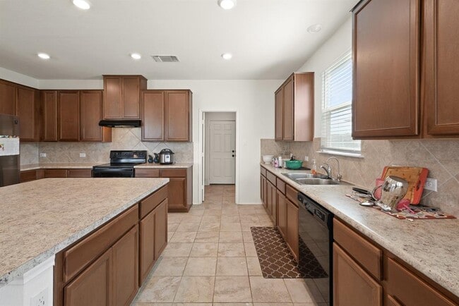 Building Photo - 538 Thunder Valley Trl