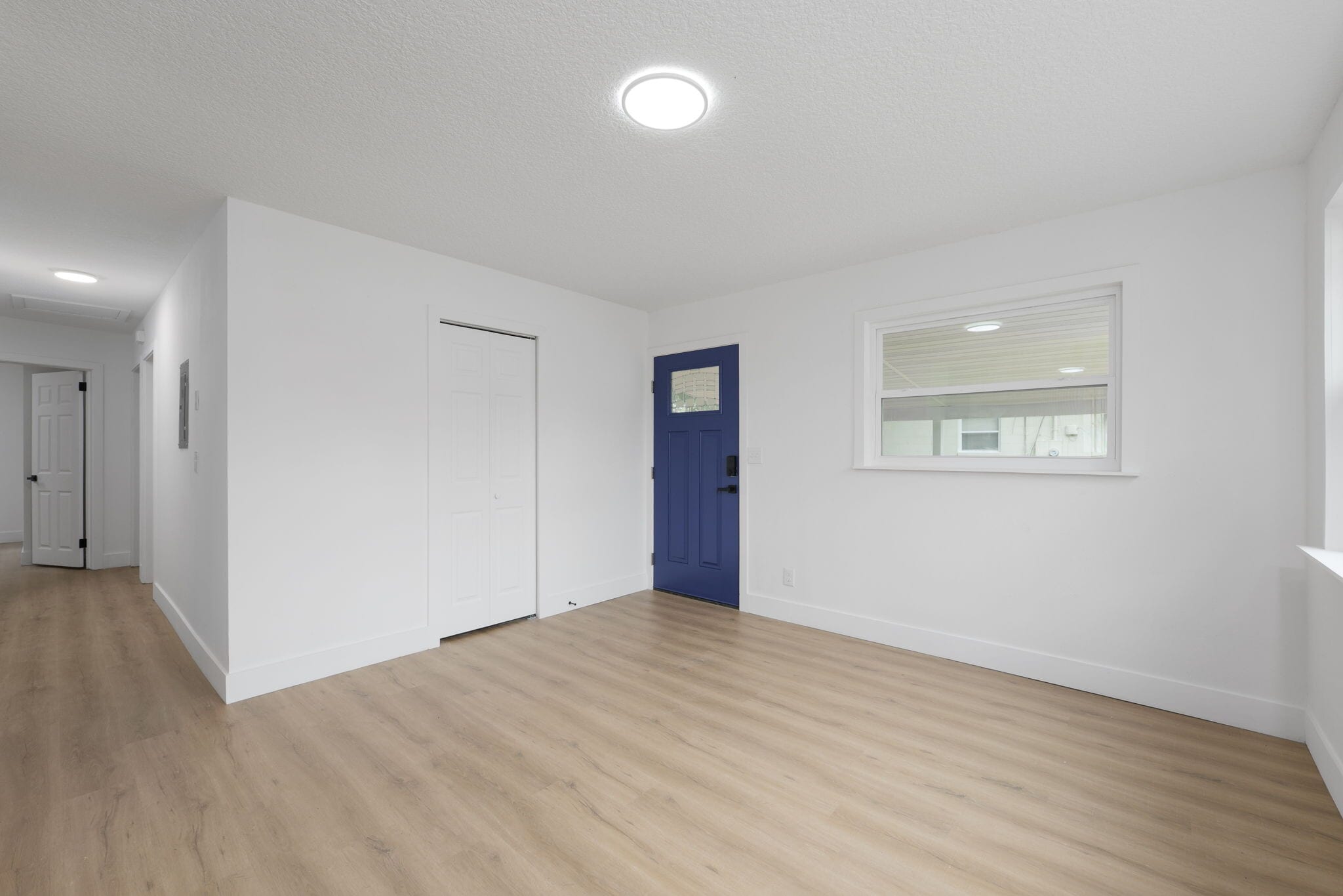 Building Photo - 8514 Oak Leaf Rd