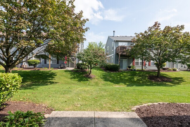 Building Photo - 806 Woodewind Dr
