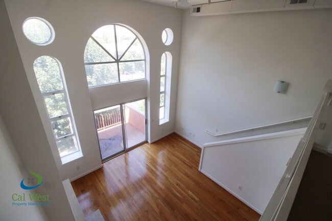 Building Photo - $2,995 - 350 N. Second Street, # 325-2 Bedroom, 2 Bath Luxury Loft Master Suite
