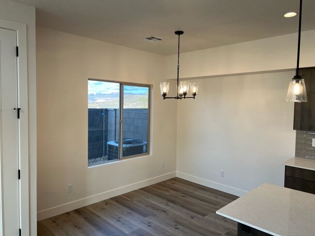 Building Photo - 277 S 1930 W