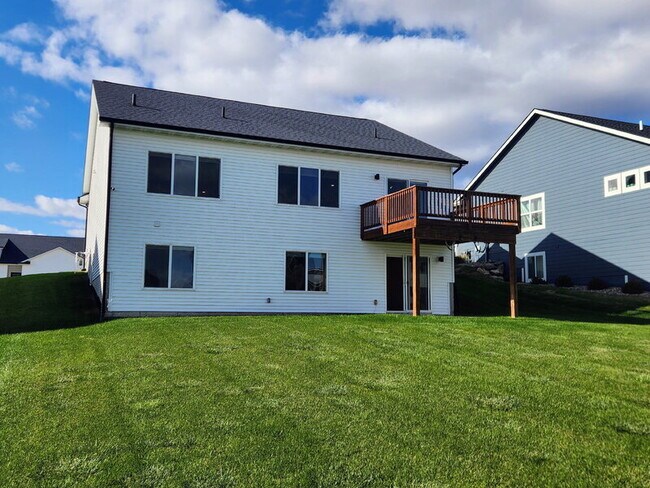 Building Photo - 1603 Red Cedar Ln