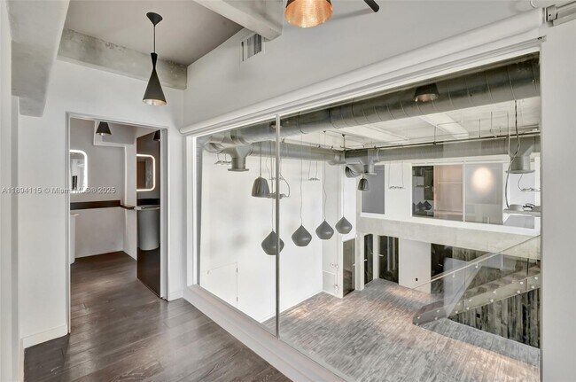 Building Photo - 1749 NE Miami Ct
