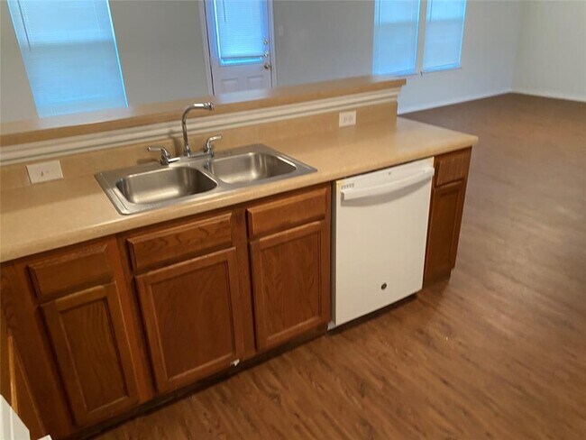 Building Photo - 11808 Plains Valley Dr