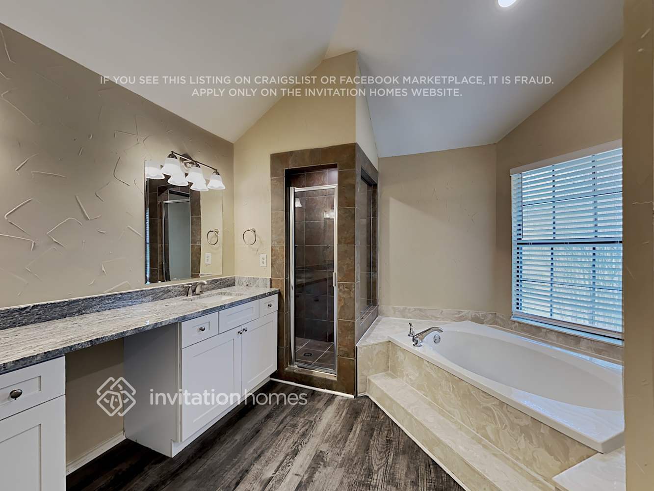 Building Photo - 927 Sylvan Creek Dr