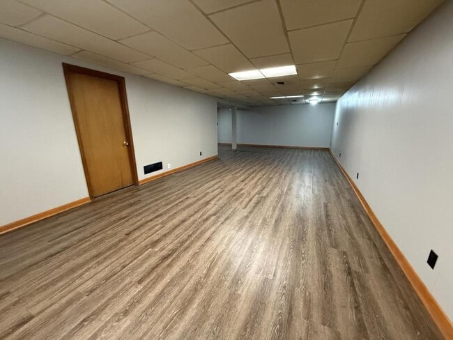 Building Photo - 2013 S 28th St