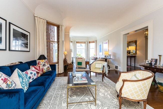 Building Photo - HUGE 5+BR/4.5BA Four Story Presidio Hts./ Laurel Village Home! Garage! Flat Yard!  PROGRESSIVE