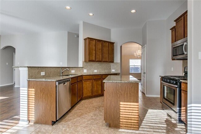 Building Photo - 799 Clear Springs Hollow