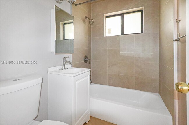 Building Photo - 98 NE 71st St