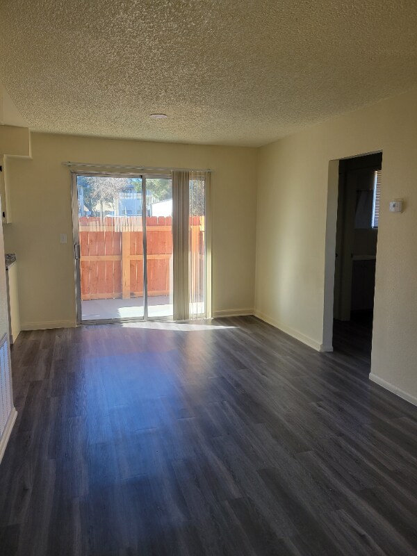 Building Photo - 15549 Barranca Way