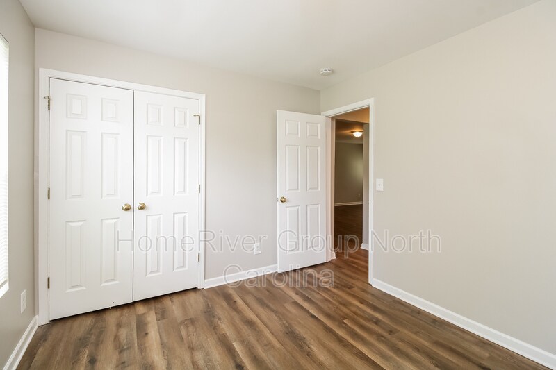 Building Photo - 1109 Maury Ln