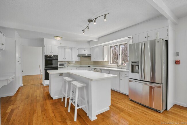 Building Photo - 96 Neill Dr