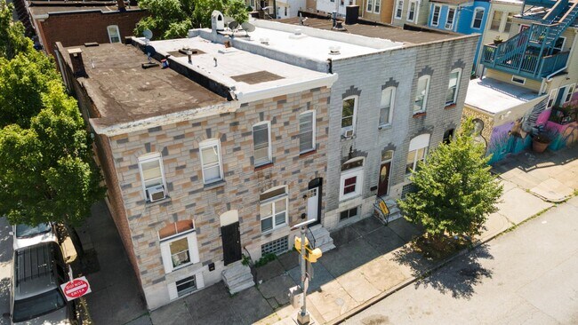 Building Photo - 2505 E Fayette St