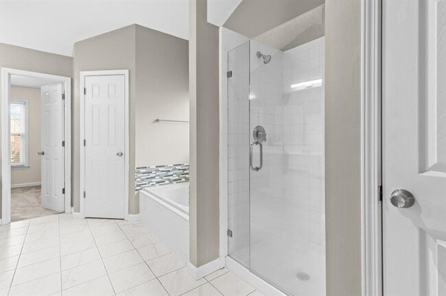 Building Photo - 2030 Brook Meadow Dr