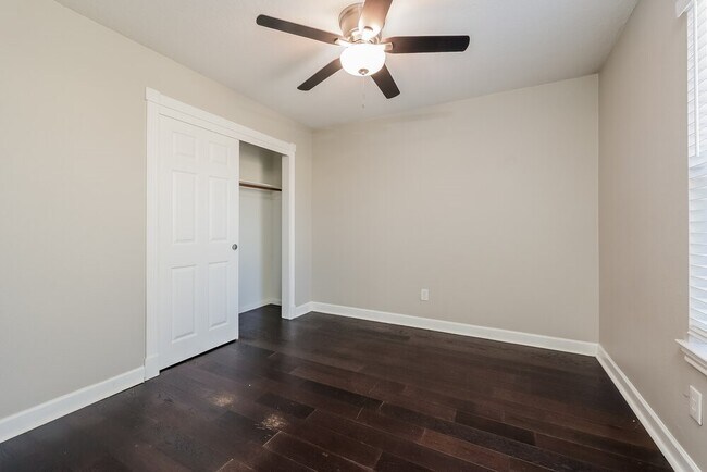 Building Photo - 7322 Fox Forest Tr