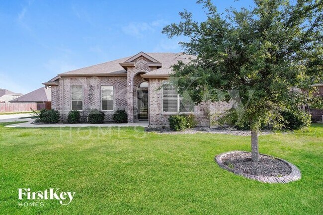 Building Photo - 1629 Signature Dr