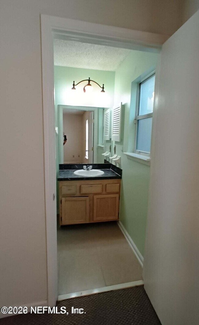 Building Photo - 3372 Mandarin Glen Cir S
