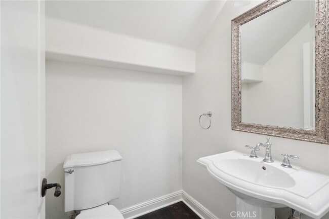 Building Photo - 67 Mandria