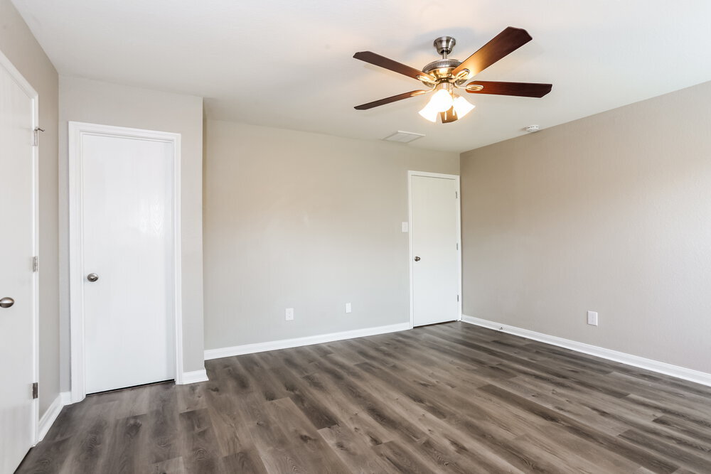 Building Photo - 15510 Miller House Ln