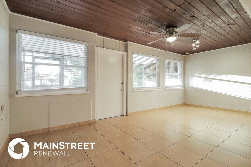 Building Photo - 28 S Oxalis Dr