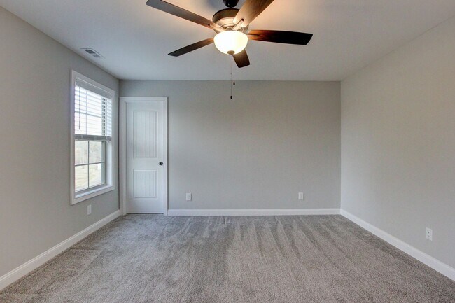 Building Photo - 2086 Ussery Rd S