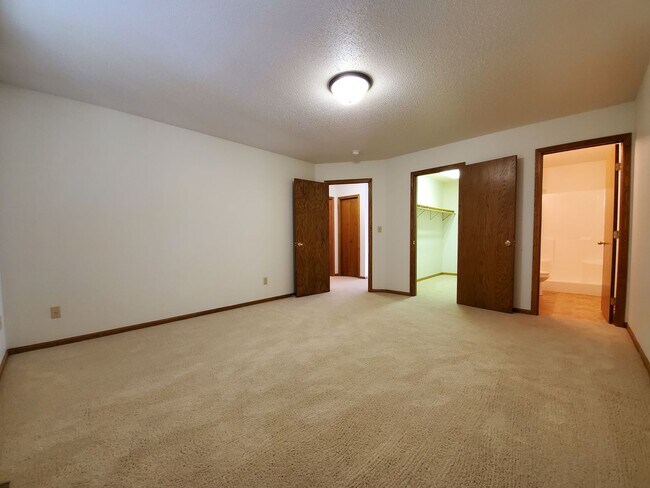 Building Photo - Candle Park West Townhomes - 1721