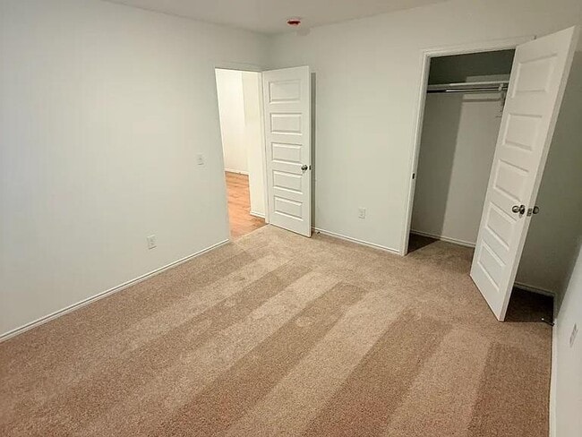 Building Photo - 1840 Black Poplar Wy