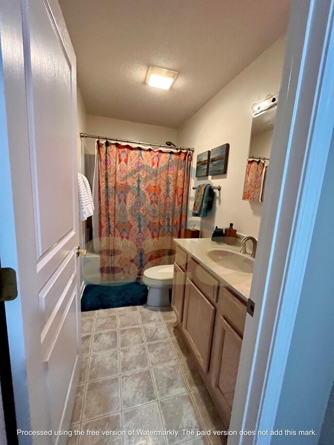 Building Photo - 37 Sunview Cir