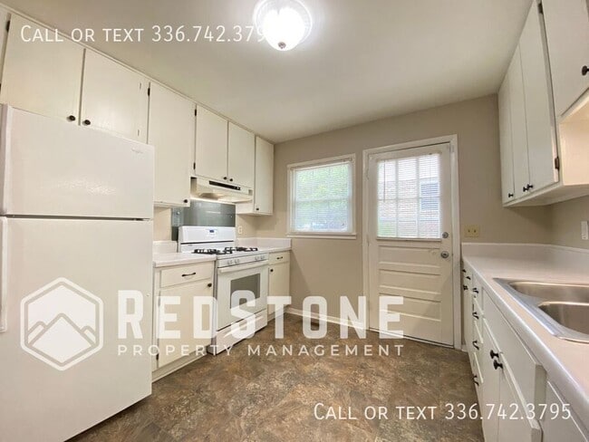 Building Photo - 330 Doggett Dr